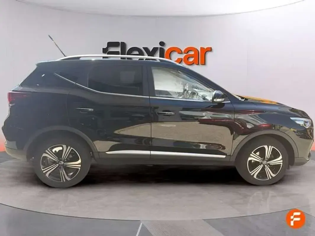 Usado MG ZS Luxury 106 CV (77 kW) 2023 Negro SUV