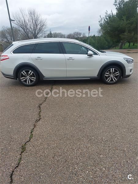 Usado Peugeot 508 RXH 180 CV (132 kW) 2017 Blanco Familiar
