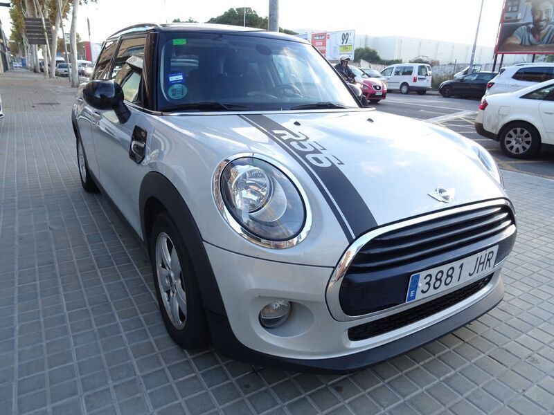 Usado Mini Cooper D 116 CV (85 kW) 2015 Blanco Utilitario