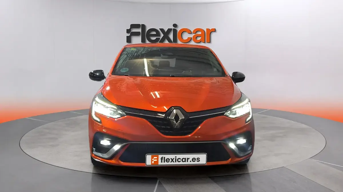 Usado Renault Clio V RS Line 100 CV (73 kW) 2020 Naranja Berlina