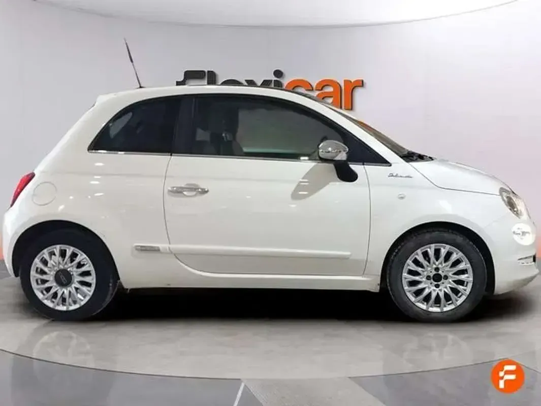 Usado Fiat 500 Dolcevita 71 CV (52 kW) 2021 Blanco Berlina
