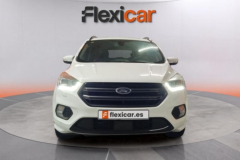 Usado Ford Kuga ST-Line 150 CV (110 kW) 2017 Blanco SUV