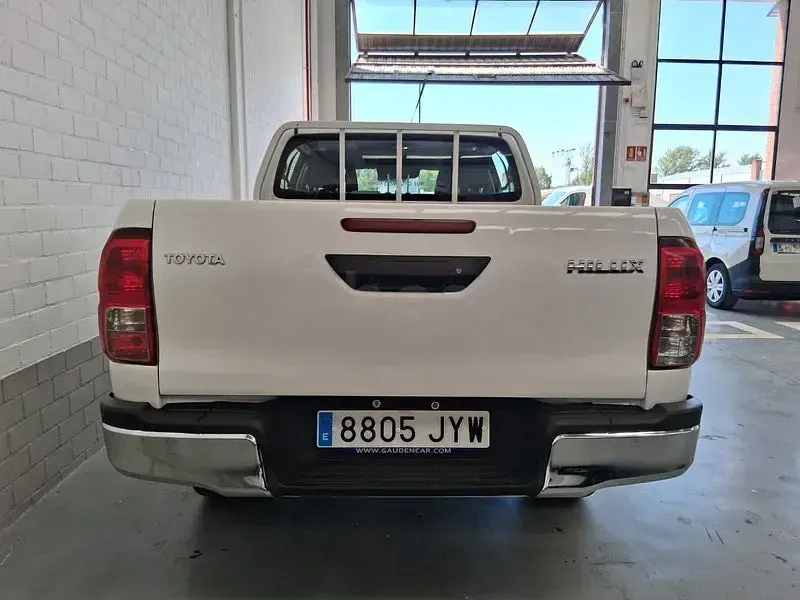 Usado Toyota HiLux 150 CV (110 kW) 2017 Blanco Pickup/Camioneta