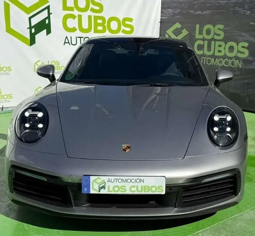 Usado Porsche 911 Carrera 385 CV (283 kW) 2023 Gris Coupe