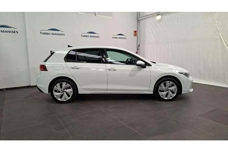 Usado VW Golf VIII 116 CV (85 kW) 2025 Blanco Utilitario