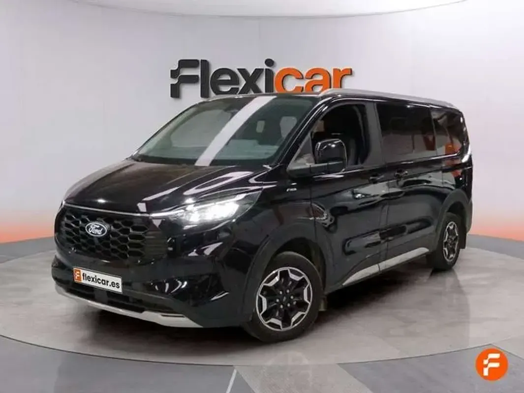 Usado Ford Tourneo Custom Active 150 CV (110 kW) 2024 Negro Van