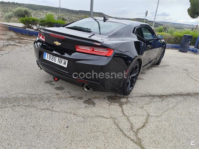 Usado Chevrolet Camaro 405 CV (297 kW) 2015 Negro Coupe