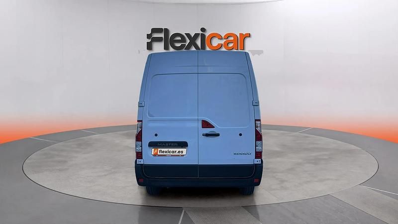 Usado Renault Master 150 CV (110 kW) 2024 Blanco Monovolumen