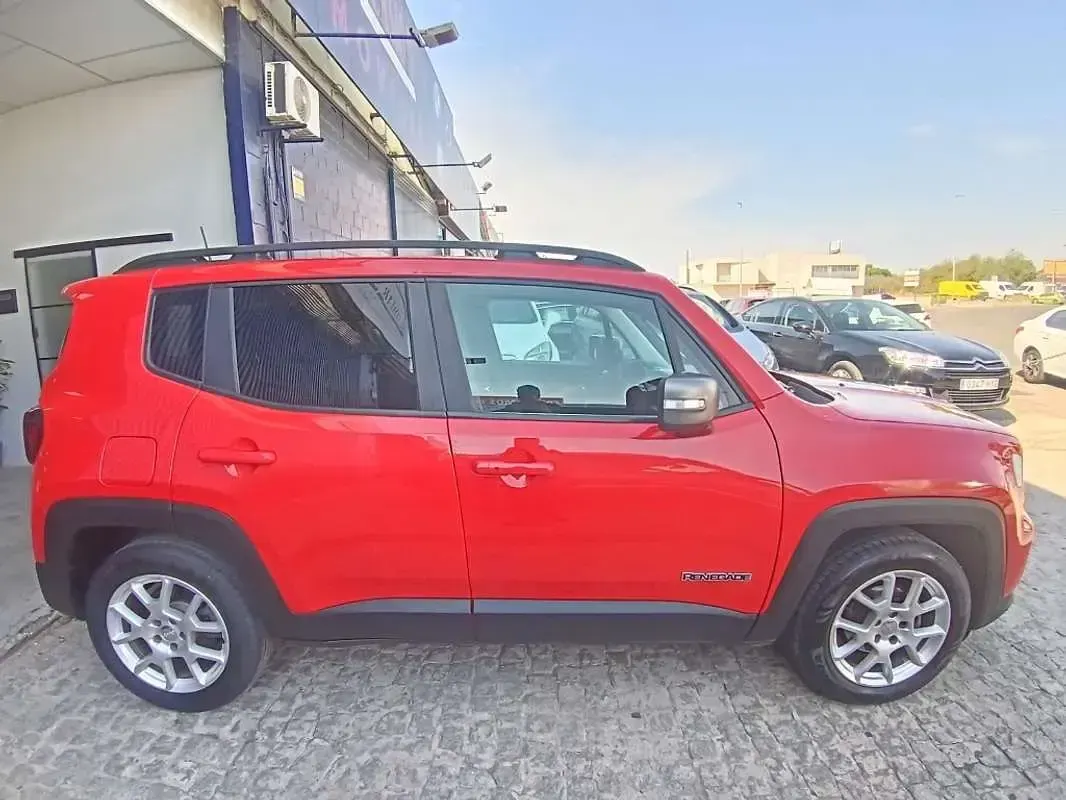 Usado Jeep Renegade Limited 120 CV (88 kW) 2019 Rojo SUV