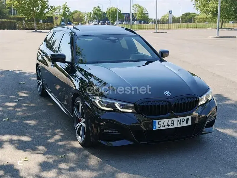 Usado BMW 320 Comfort Edition 184 CV (135 kW) 2022 Negro Familiar