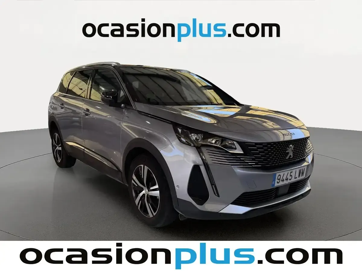 Usado Peugeot 5008 GT 130 CV (95 kW) 2022 Gris SUV