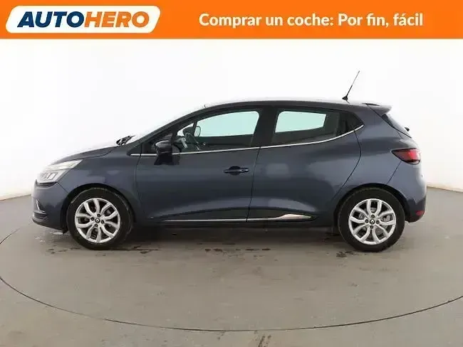 Usado Renault Clio Zen 90 CV (66 kW) 2017 Gris Utilitario