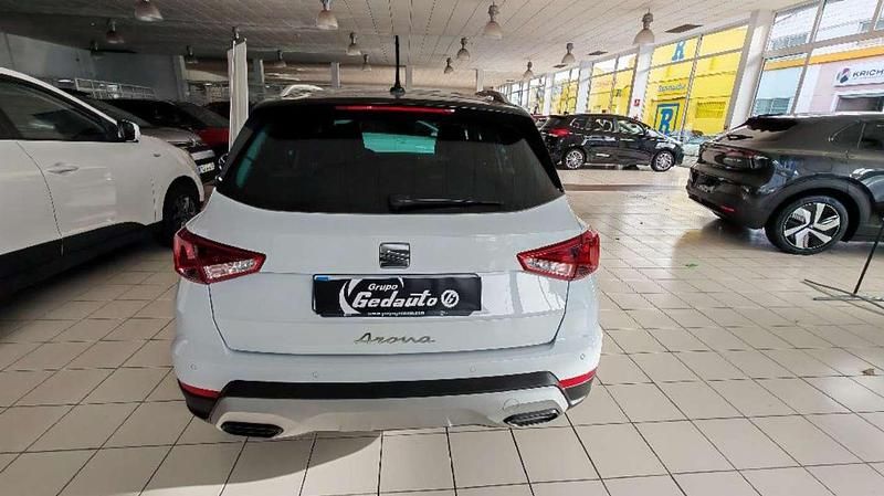 Usado Seat Arona 116 CV (85 kW) 2025 Blanco SUV