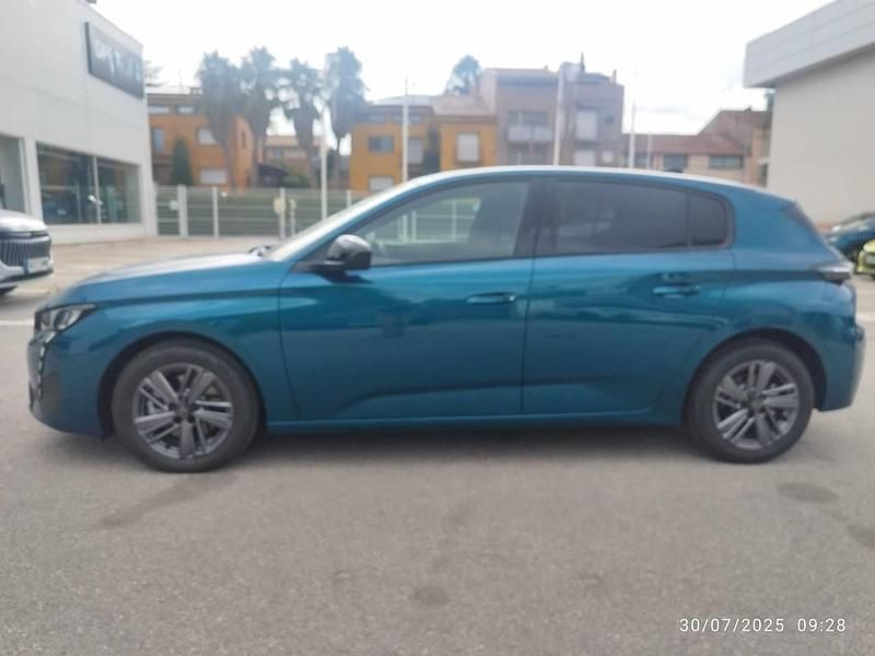 Usado Peugeot 308 Style 145 CV (106 kW) 2024 Azul Berlina