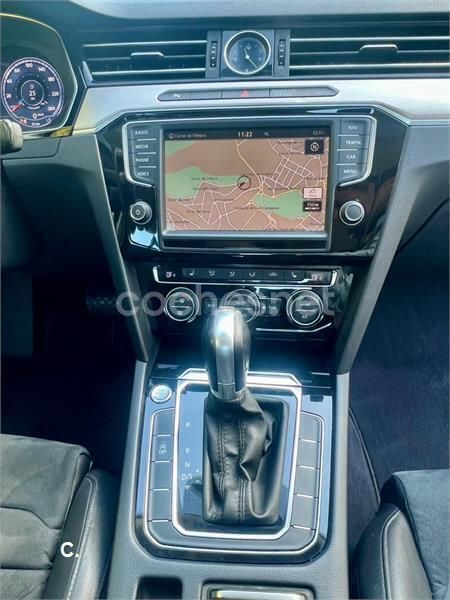 Negro Usado 2015 VW Passat Sportline Berlina | 13.999 € (Precio justo) - Imagen 1/1