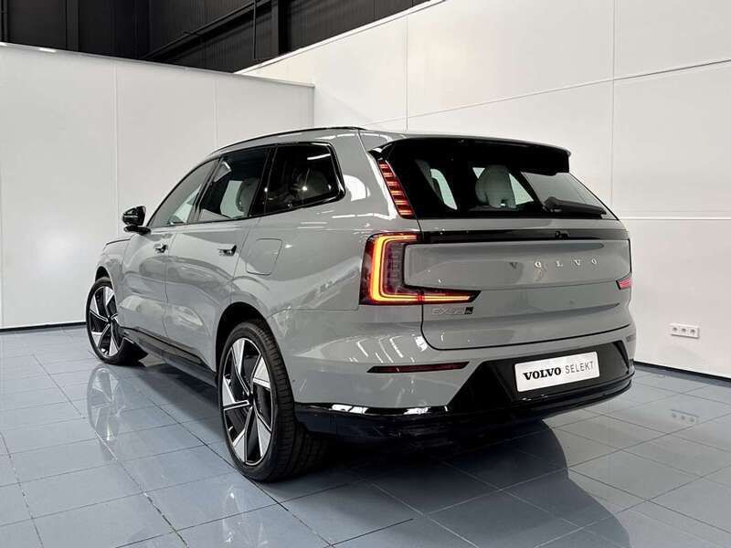 Nuevo Volvo EX90 Ultra 300 kW (408 CV) 2025 Gris SUV