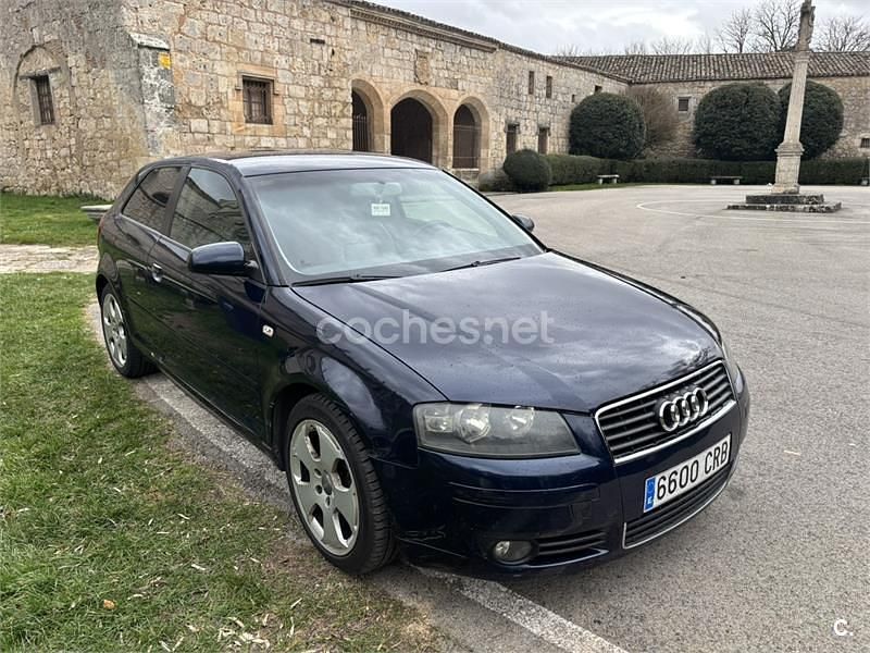 Usado Audi A3 Attraction 140 CV (102 kW) 2004 Azul Berlina