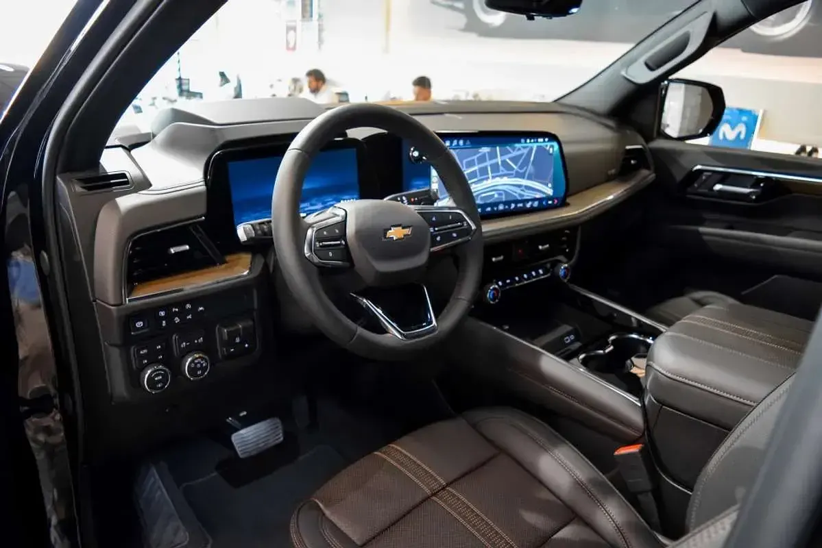 Nuevo Chevrolet Suburban 2026 Negro SUV