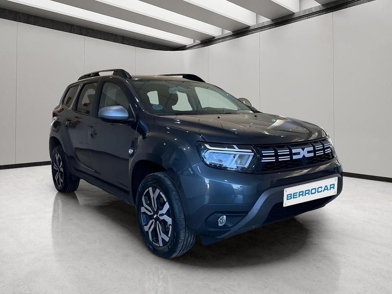 Gris Usado 2024 Dacia Duster Journey SUV | 21.900 € - Imagen 1/4
