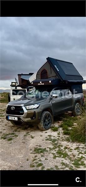 Usado Toyota HiLux Plus 150 CV (110 kW) 2023 Marrón Pickup/Camioneta