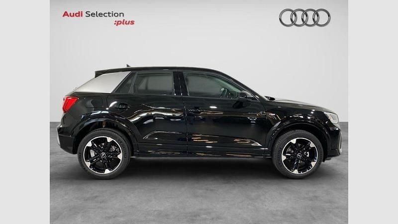 Usado Audi Q2 S-Line 110 CV (80 kW) 2024 Negro mitos metalizado SUV