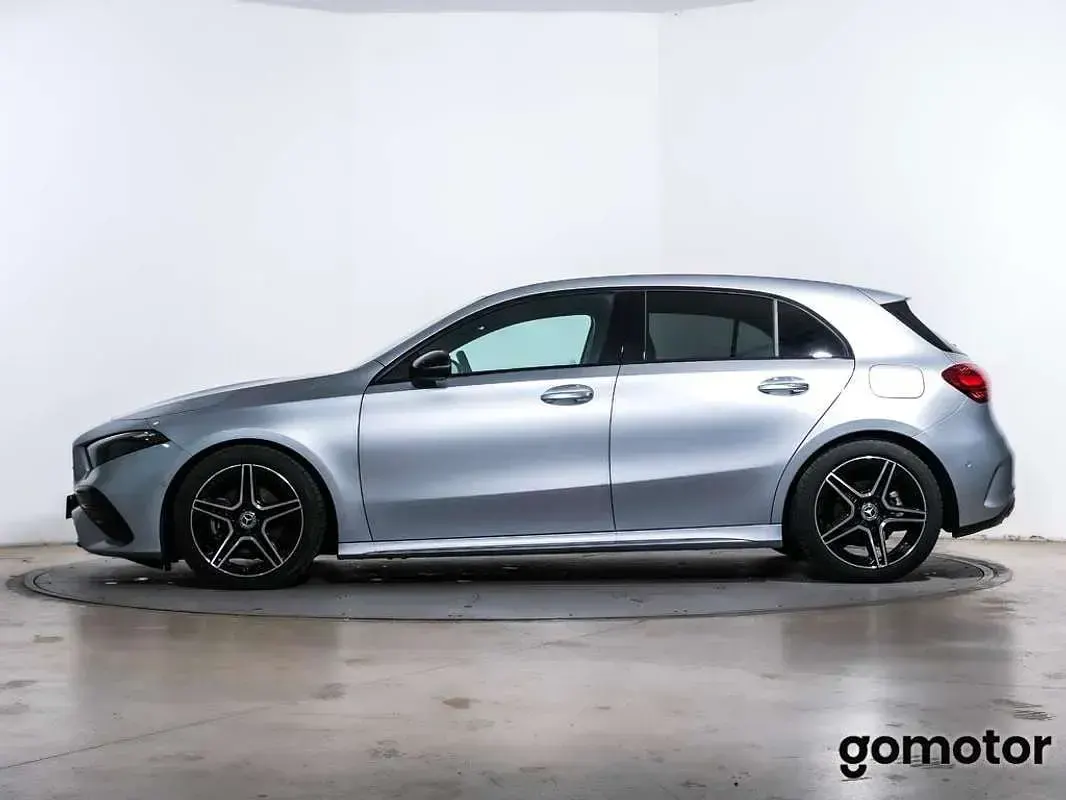 Usado Mercedes A180 116 CV (85 kW) 2025 Berlina
