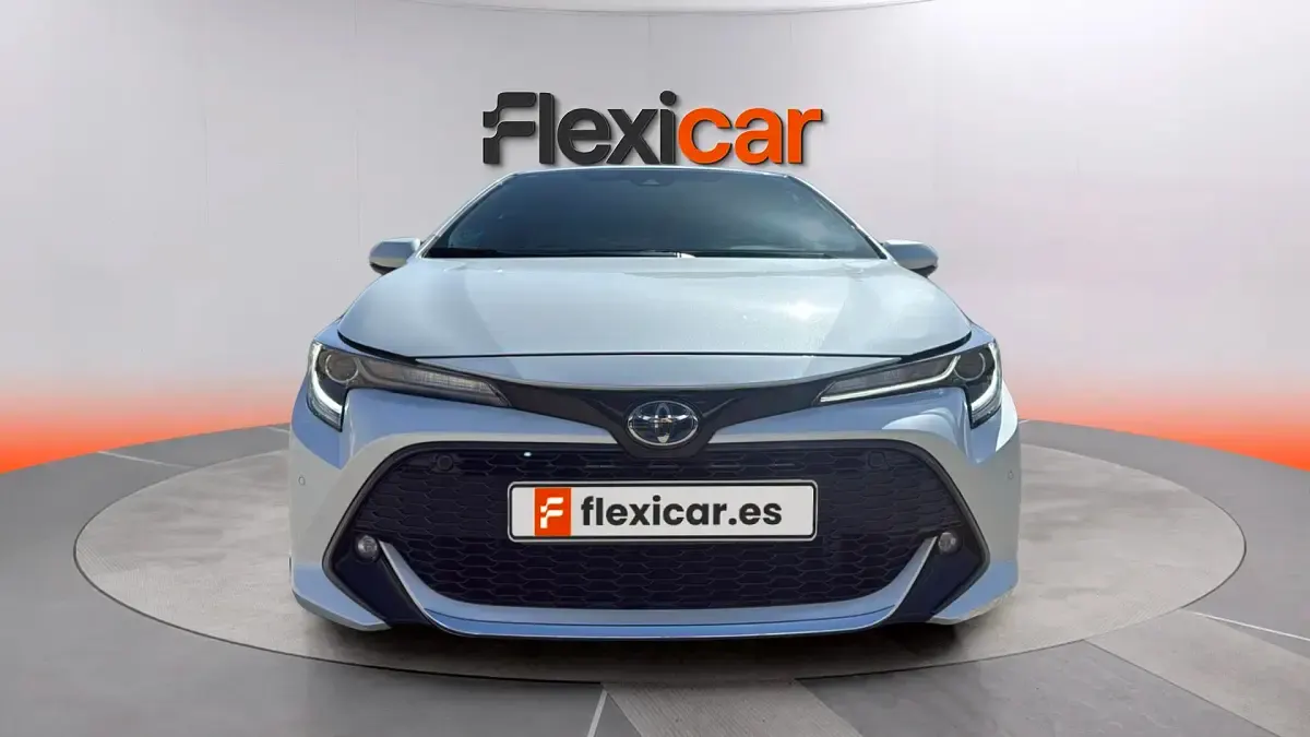 Usado Toyota Corolla Active 140 CV (102 kW) 2023 Blanco Berlina