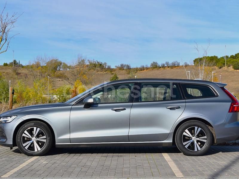 Usado Volvo V60 Momentum 150 CV (110 kW) 2020 Gris Familiar