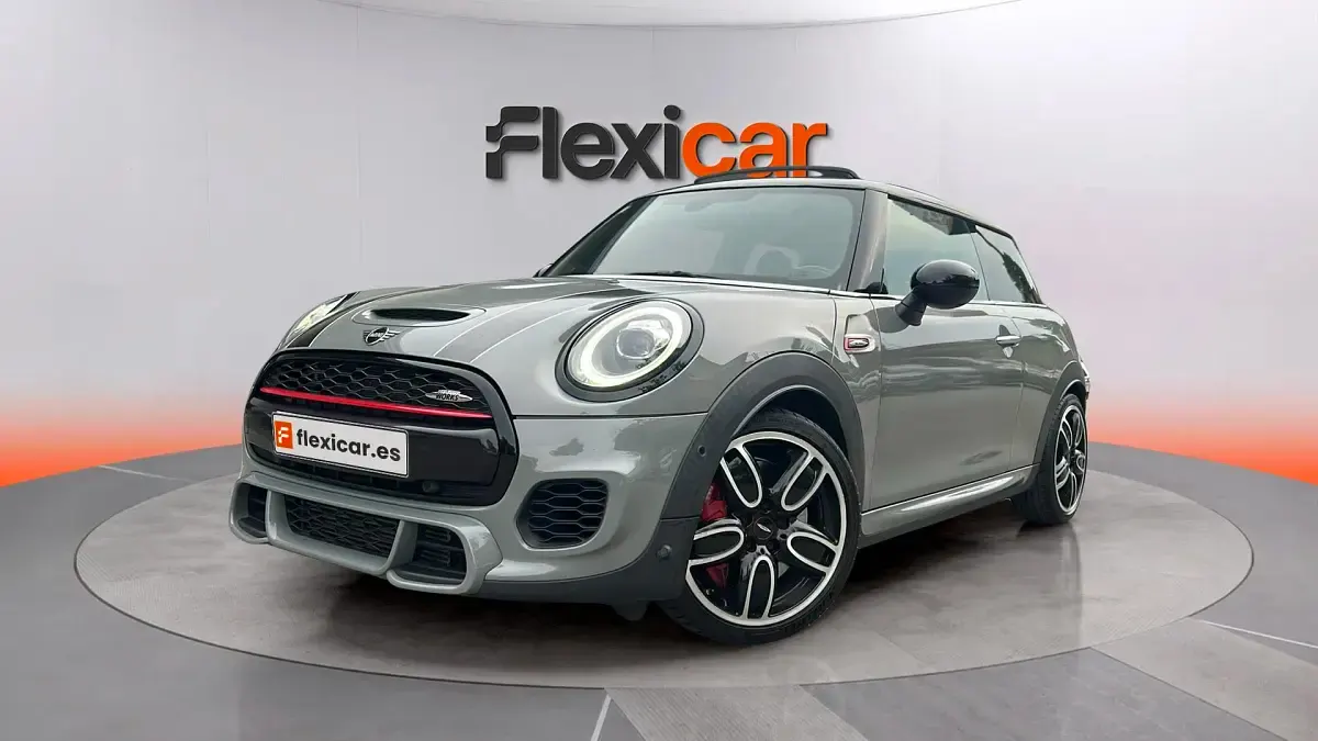 Usado Mini John Cooper Works 231 CV (169 kW) 2019 Gris Utilitario
