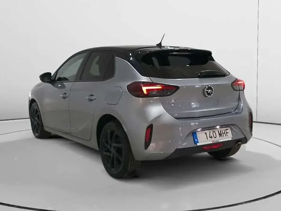 Usado Opel Corsa 101 CV (74 kW) 2023 Gris Utilitario