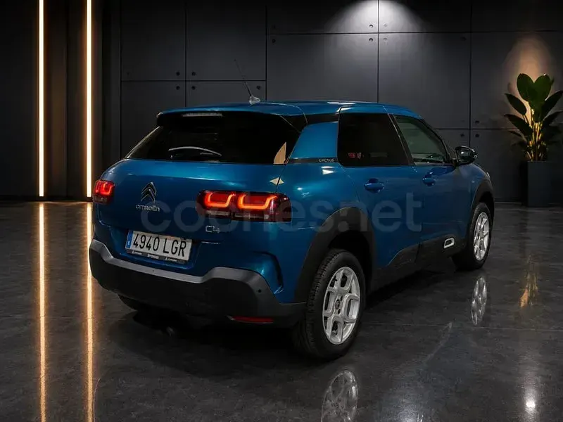 Usado Citroën C4 PureTech 110 CV (80 kW) 2020 Azul Berlina