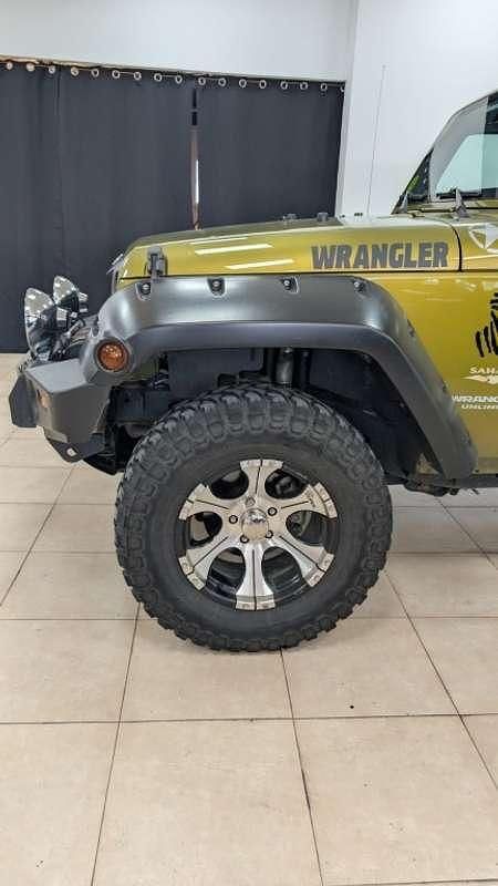 Usado Jeep Wrangler Rubicon 177 CV (130 kW) 2008 Negro SUV