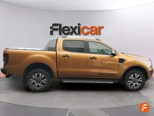 Usado Ford Ranger Wildtrack 213 CV (156 kW) 2020 Naranja Pickup/Camioneta