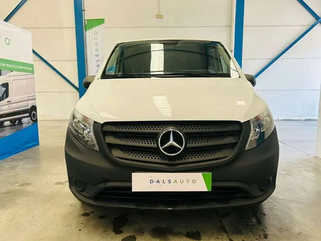 Usado Mercedes e-Vito 85 kW (116 CV) 2021 Blanco Van