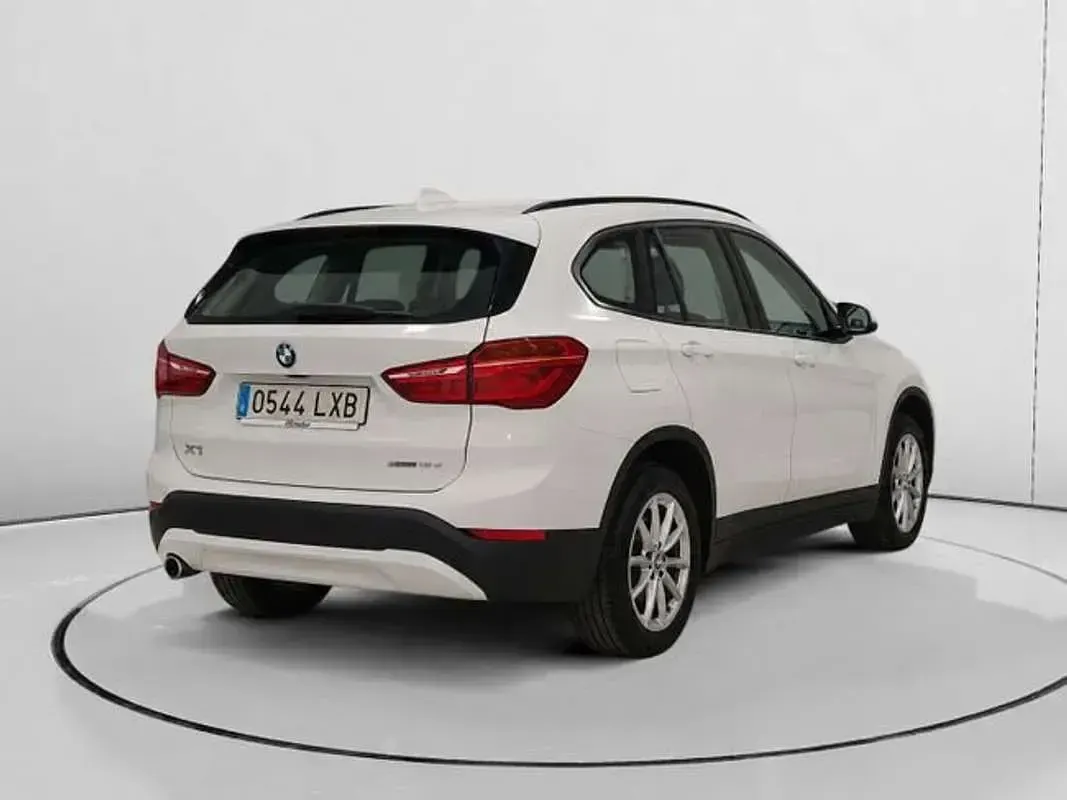 Usado BMW X1 Performance 116 CV (85 kW) 2022 Blanco SUV