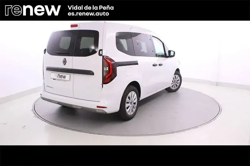 Usado Renault Kangoo 95 CV (69 kW) 2025 Blanco Monovolumen