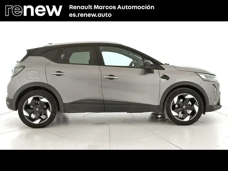 Usado Renault Captur Techno 100 CV (73 kW) 2025 Gris SUV