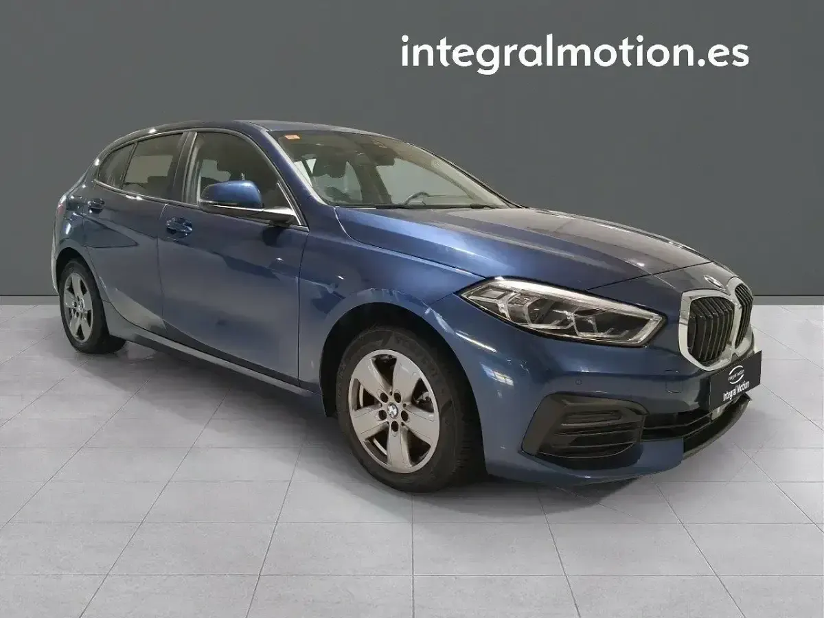 Usado BMW 118 149 CV (109 kW) 2021 Azul Utilitario