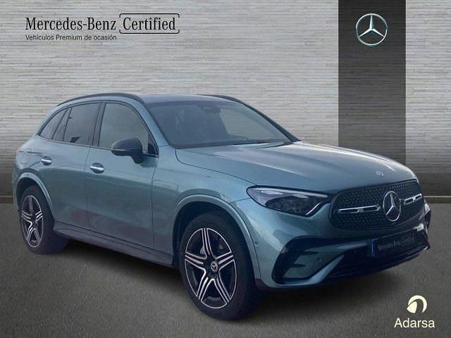 Usado Mercedes GLC300e AMG line 333 CV (244 kW) 2026 Plata verde