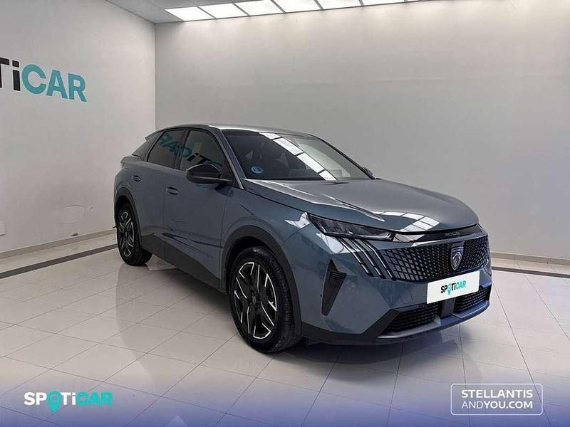 Usado Peugeot 3008 Allure 137 CV (100 kW) 2024 Azul SUV