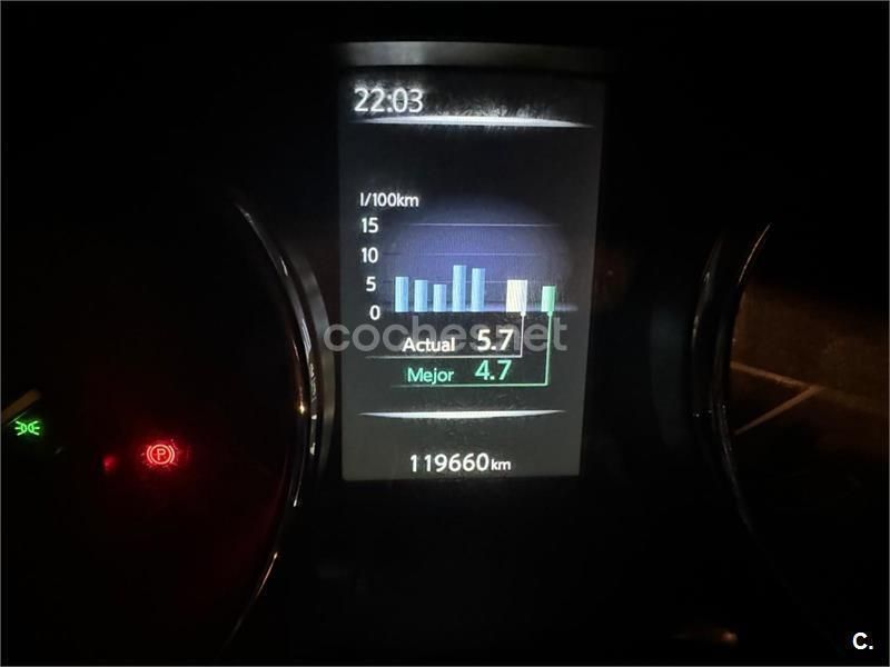 Gris / plata Usado 2015 Nissan Qashqai Tekna SUV | 12.800 € (Precio justo) - Imagen 1/4