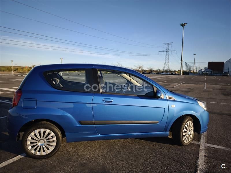 Usado Chevrolet Aveo LS 101 CV (74 kW) 2010 Azul Berlina