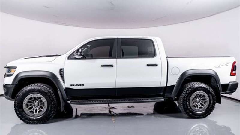 Usado RAM 1500 721 CV (530 kW) 2024 Blanco Recogida