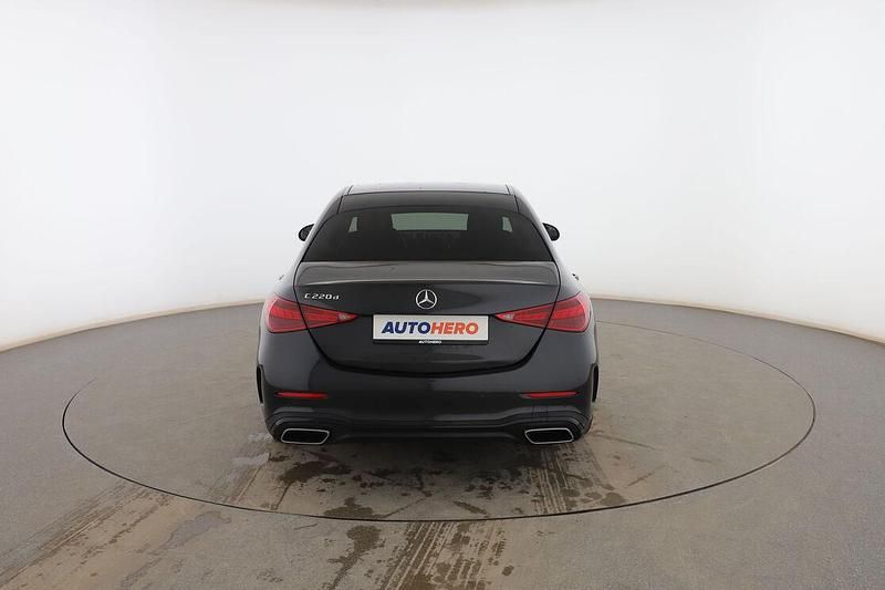 Usado Mercedes C220 AMG line 220 CV (161 kW) 2022 Negro Berlina