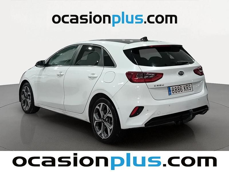 Usado Kia Ceed Launch Edition 136 CV (100 kW) 2018 Blanco Utilitario