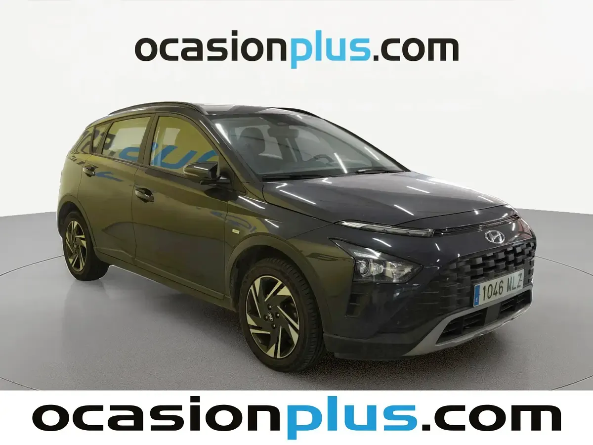 Usado Hyundai Bayon 101 CV (74 kW) 2023 Gris SUV