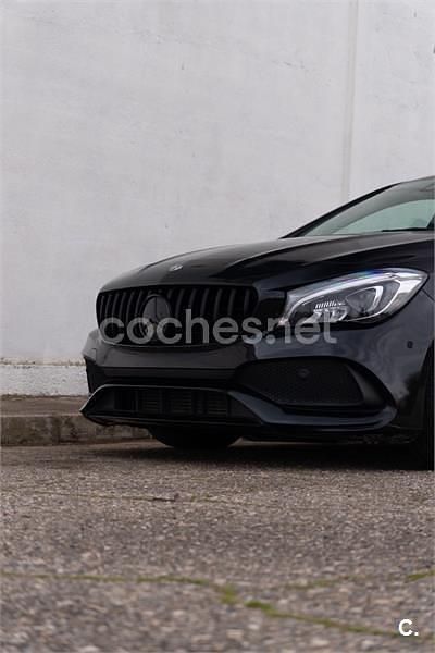 Usado Mercedes CLA200 136 CV (100 kW) 2018 Negro Berlina