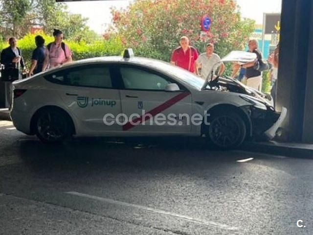 Eléctrico Usado 2021 Tesla Model 3 Berlina | 23.000 € (Super precio) - Imagen 1/3