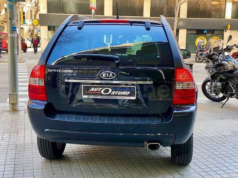 Usado Kia Sportage 142 CV (104 kW) 2008 Negro SUV