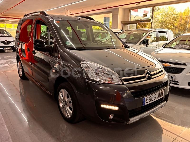 Gris / plata Usado 2016 Citroën Berlingo Feel Monovolumen | 12.900 € (Un poco caro) - Imagen 1/4